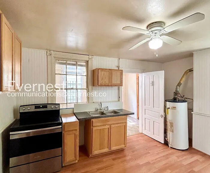 1204 N 20th St #1 — Photo 2