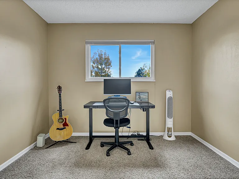 2990 Roche Dr S — Photo 22