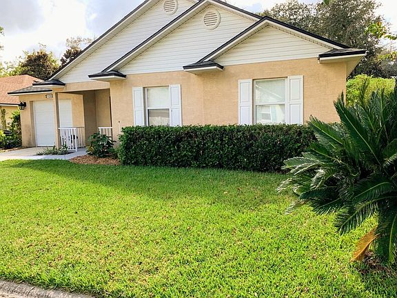 4th image of 520 Pineapple Ave