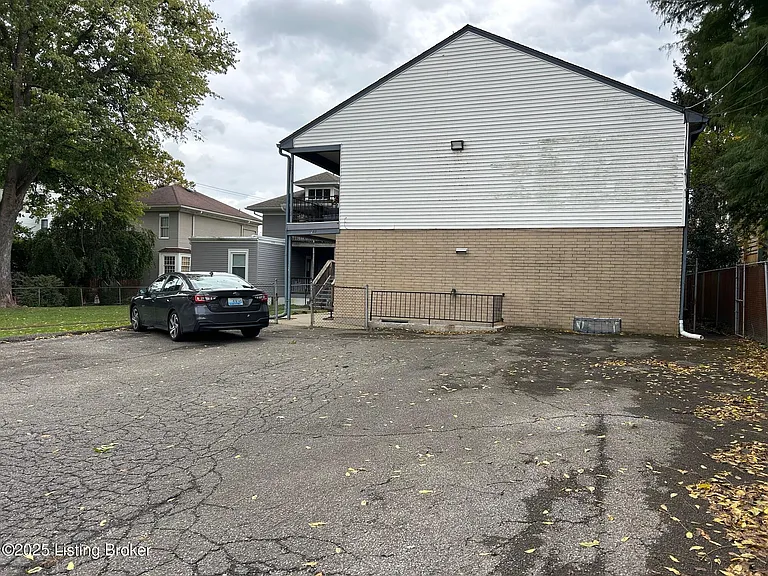 2207 Alta Ave — Photo 12