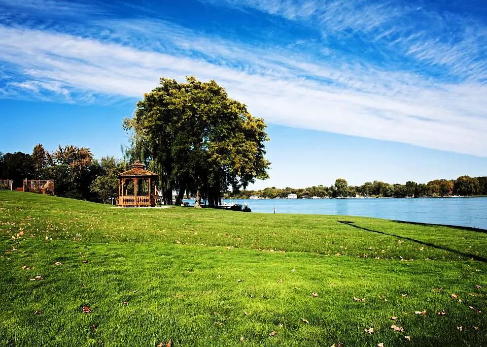 Trenton Towers Coop Senior Apartments 2645 Riverside Dr Trenton MI