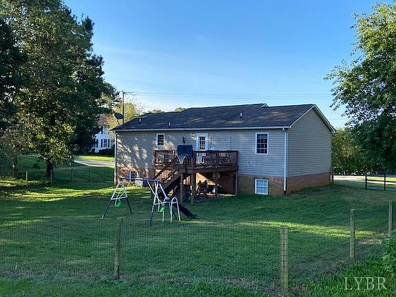 2nd image of 545 Lee Grant Ave