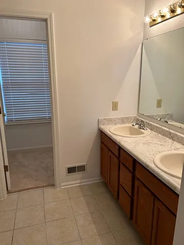 9677 Fireside Ln — Photo 16