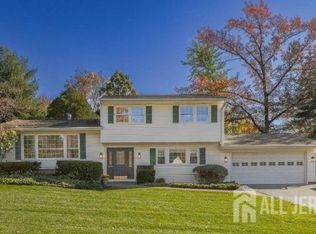 25 Colburn Rd, East Brunswick, NJ 08816