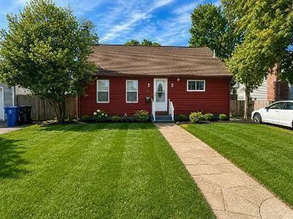 179 Jordan Ave, Cranston, RI 02910