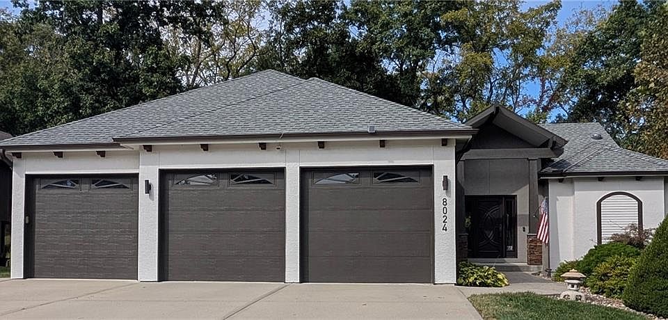 1st image of 8024 NW Roberts Rd