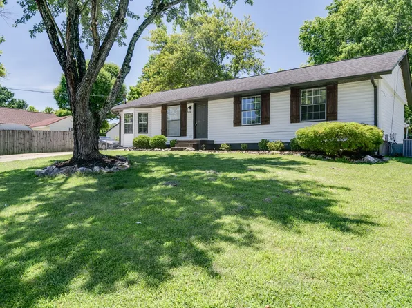 101 Aspen Ct, Hendersonville, TN 37075