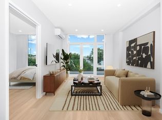 1054 41st St #3A, Brooklyn, NY 11219
