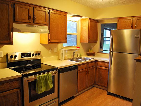 4th image of 5872 Honbury Ct