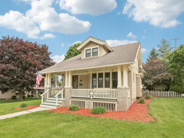 1432 12th AVENUE, Grafton, WI 53024