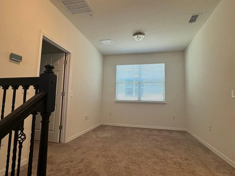 8492 Powder Ridge Trl — Photo 13