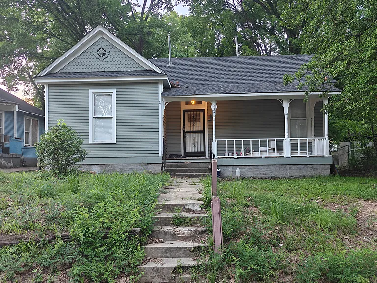 1734 Euclid Ave — Photo 1