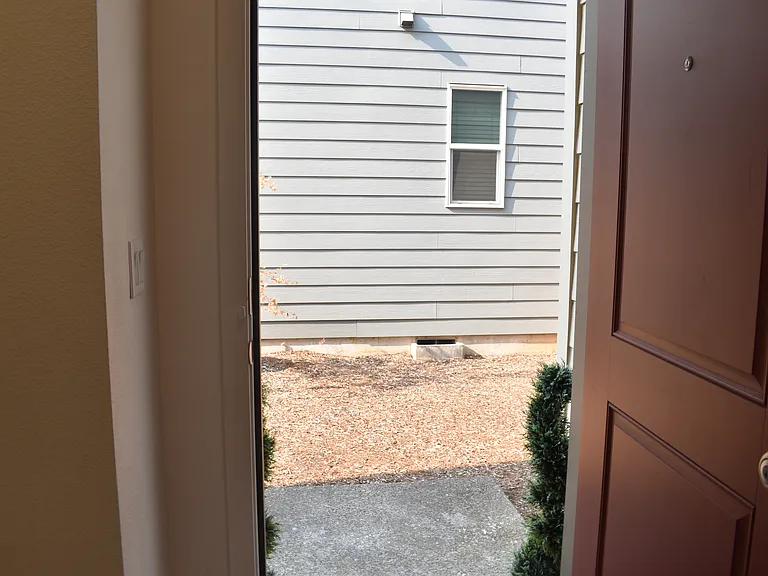 842 S 24th Ave — Photo 4