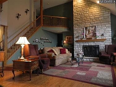 3rd image of 6147 Emerald Lakes Dr