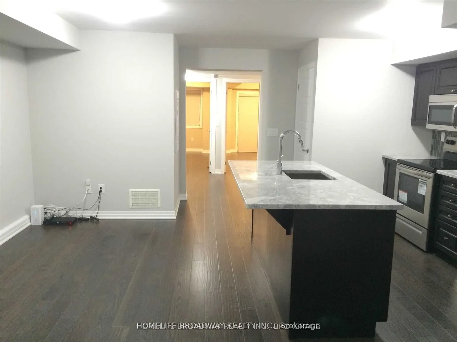 3 bed, $2,550 — Photo 4