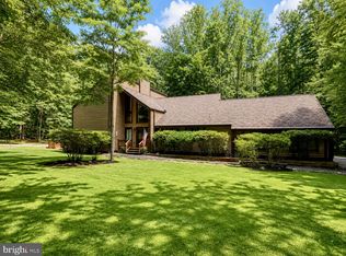 11120 Bacon Race Rd, Woodbridge, VA 22192