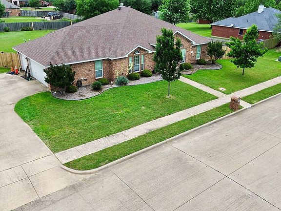 4th image of 4622 Hunter Ridge Dr