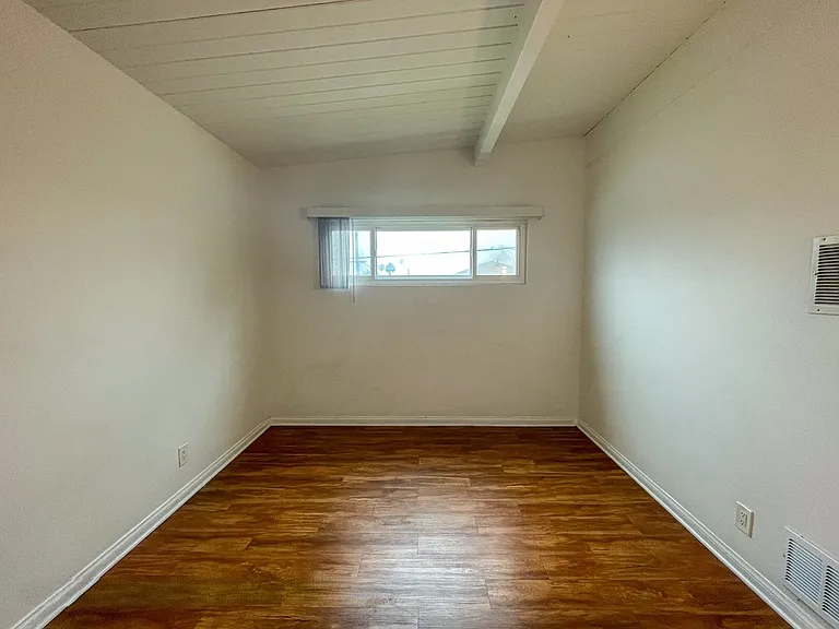 14830 Chadron Ave — Photo 21