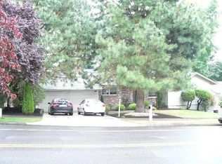 2120 SW Roxbury Ave, Portland, OR 97225