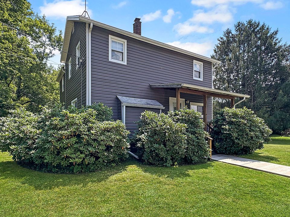 1st image of 2876 Saranac Dr