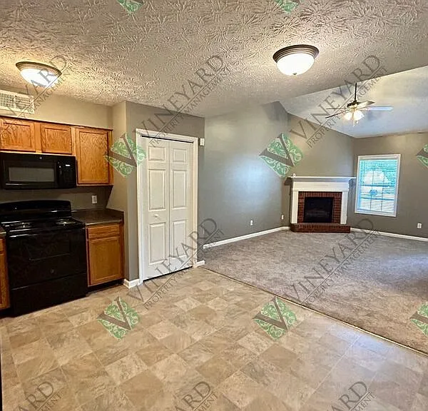 101 Twin Pines Ct — Photo 9