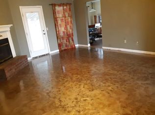 930 Gulfstream Rd, Hinesville, GA 31313