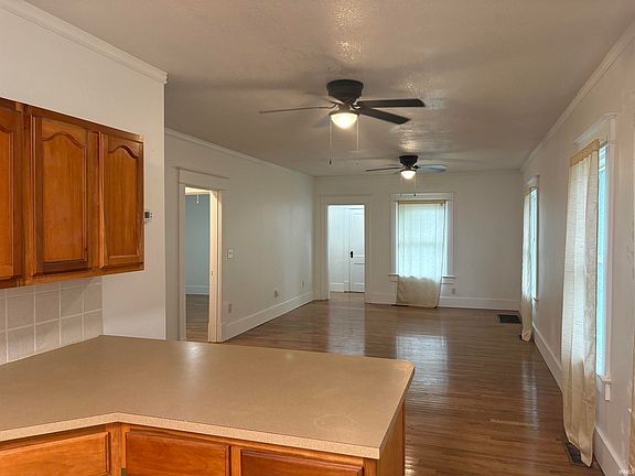 4th image of 1216 N 12th St