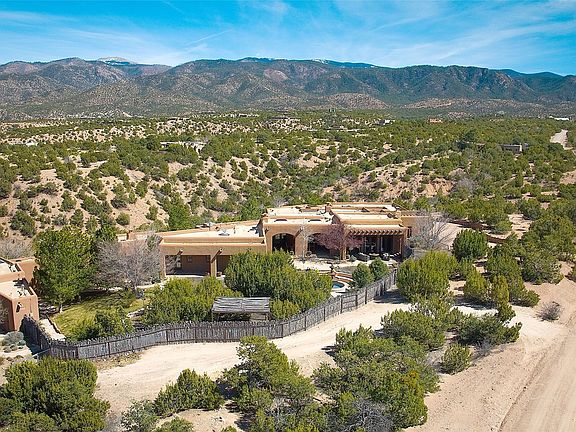 3rd image of 35 Vista Hermosa