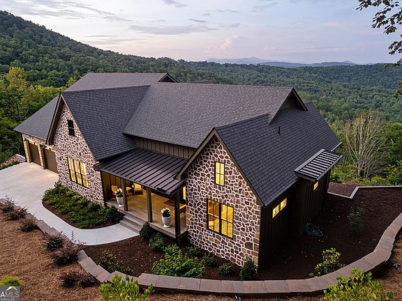 2nd image of 1095 Rabun Bluffs Dr