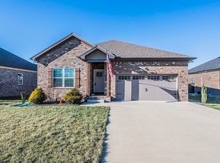 621 McIntyre St, Bowling Green, KY 42101