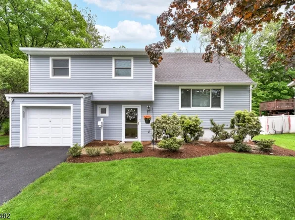 15 Willow Ter, Verona Twp., NJ 07044