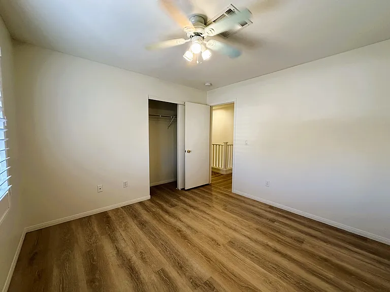 273 Rolling Springs Dr — Photo 15