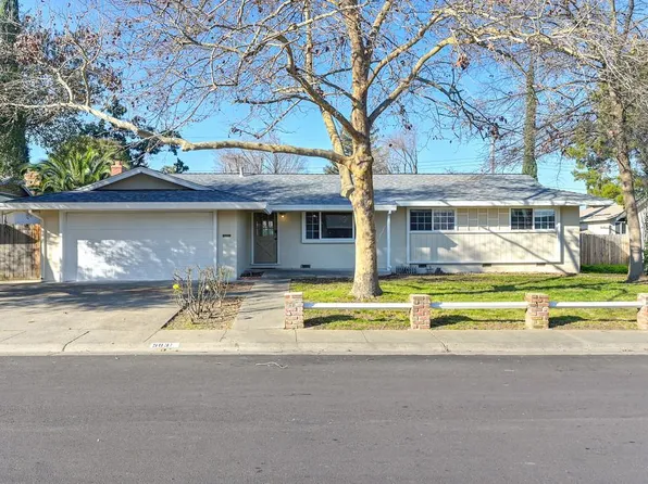 5831 Hesper Way, Carmichael, CA 95608