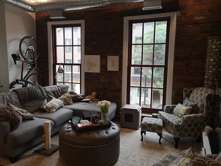 85 King St E — Photo 17