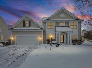 211 Barclay Square Dr, Rochester, NY 14618