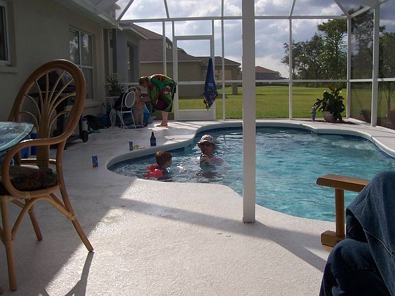 pool lanai