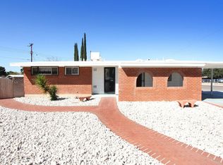 7300 E Kenyon Dr, Tucson, AZ 85710