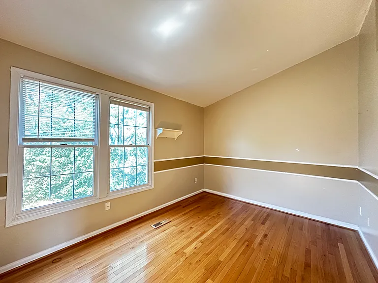 9799 Mock Orange Ct — Photo 15