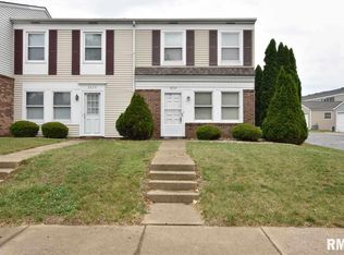 3652 N Sandia Dr, Peoria, IL 61604