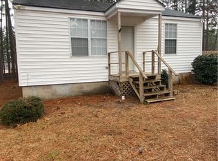 318 Robert Sands Rd, Aberdeen, NC 28315