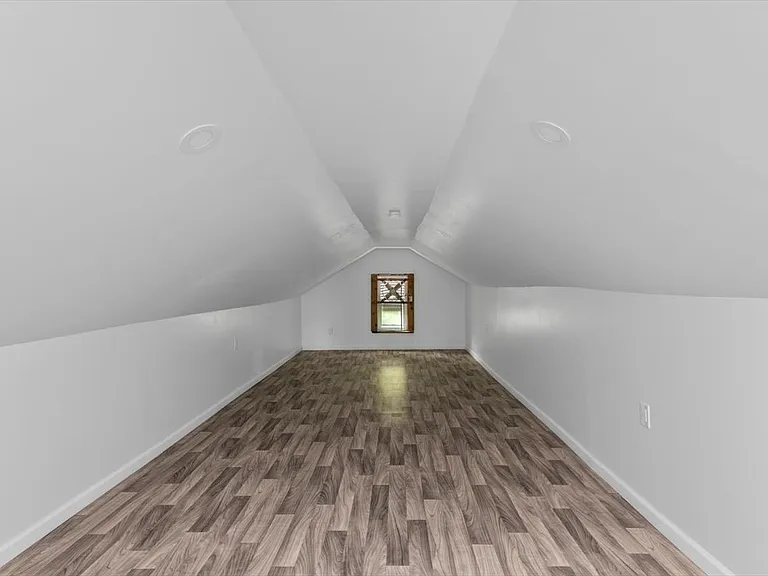 21 Green St — Photo 11