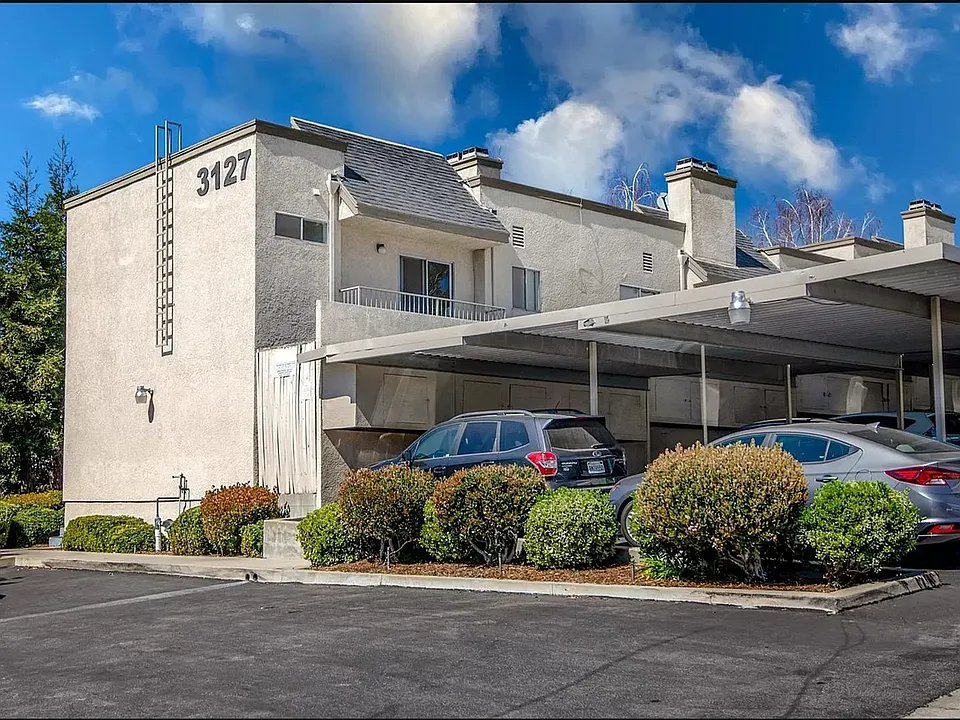 Foothill Blvd. Apartments