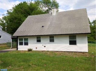 88 Pennypacker Dr, Willingboro, NJ