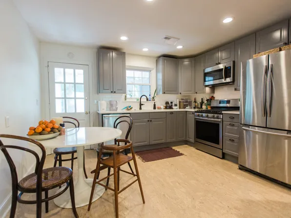 2191 Coker Ave #A, Charleston, SC 29412