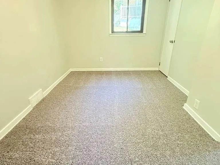 224 Jacob Dr — Photo 12