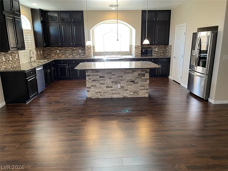 6313 Stag Hollow Ct — Photo 4