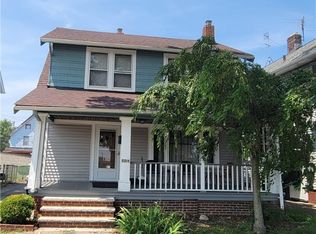 3218 W 110th St, Cleveland, OH 44111