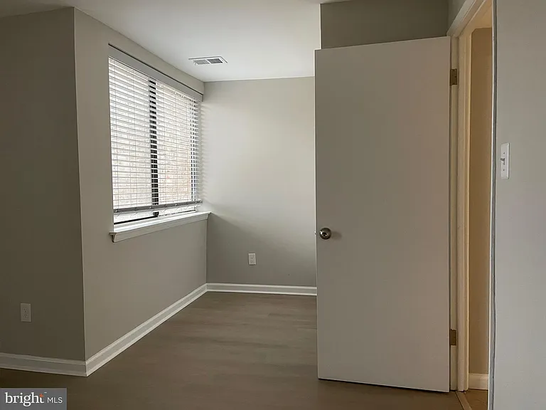 3339 Huntley Square Dr #T — Photo 27