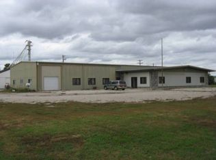 900 N Charde Ave, Oakland, NE 68045