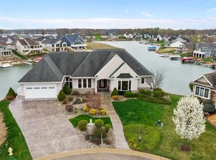 115 Ln 281 Hamilton Lk, Hamilton, IN 46742
